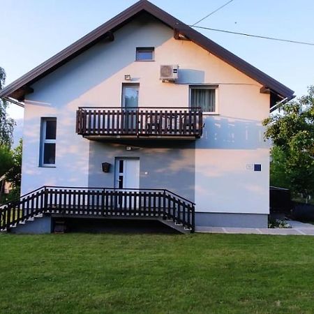 Apartment Gradina Korenica Bagian luar foto