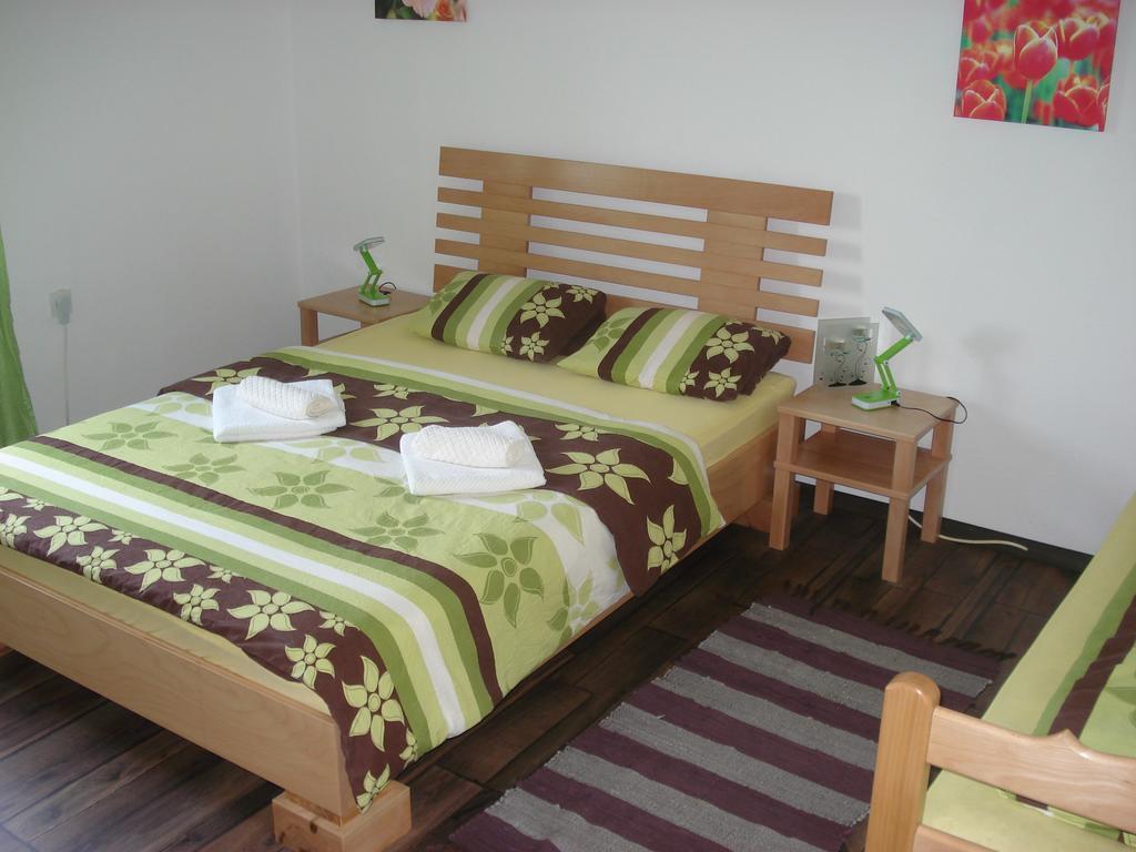 Apartment Gradina Korenica Bagian luar foto